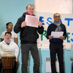 ADPED - ESAT Remise attestations provisoires Différent et Compétent (11/12/2015)