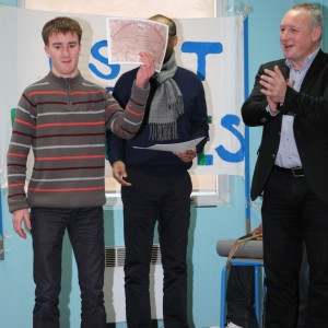 ADPED - ESAT Remise attestations provisoires Différent et Compétent (11/12/2015)