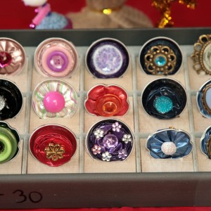 Broches